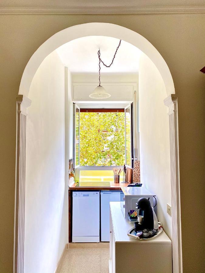 Domus Delphi Apartment *